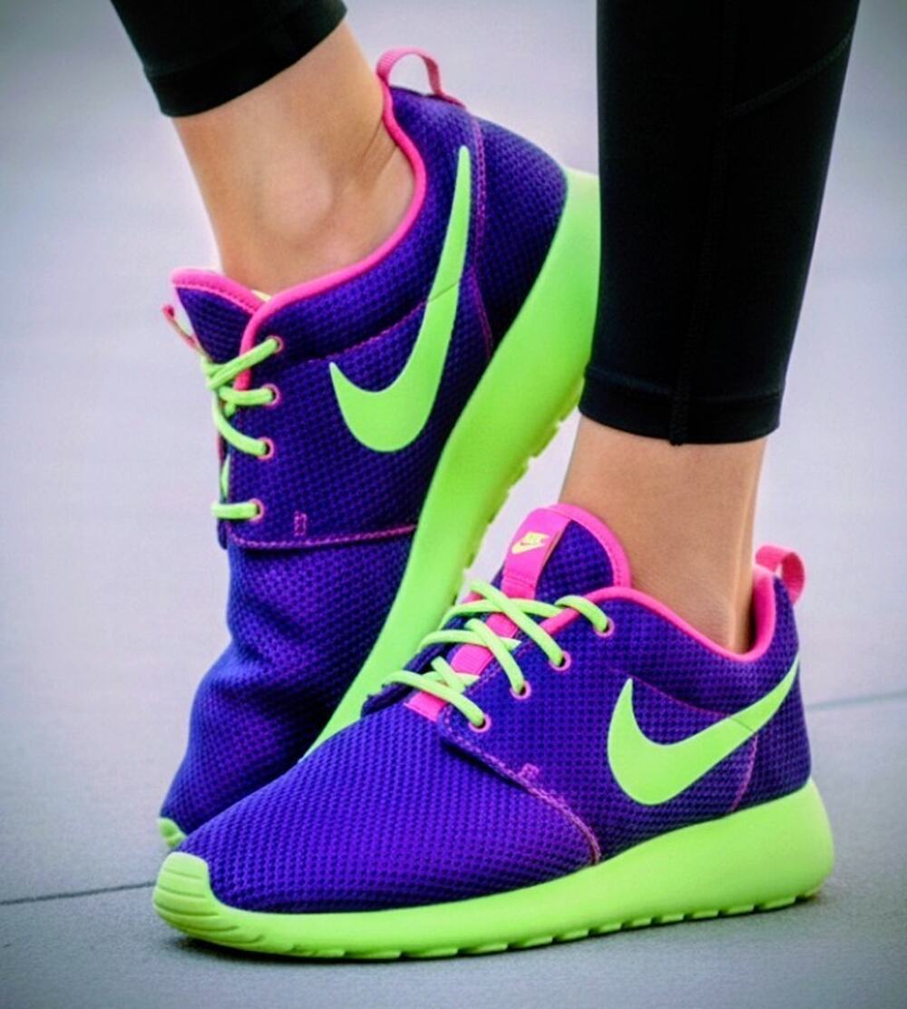 Nike Roshe Run One Women's Size 9 Purple Volt Green Pink 511882-678 Running Shoe